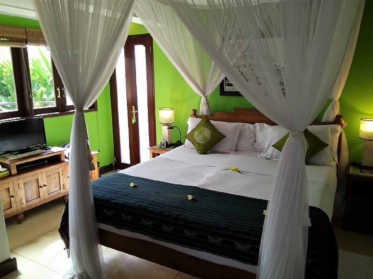 Umah Watu Villas Seminyak Exterior foto