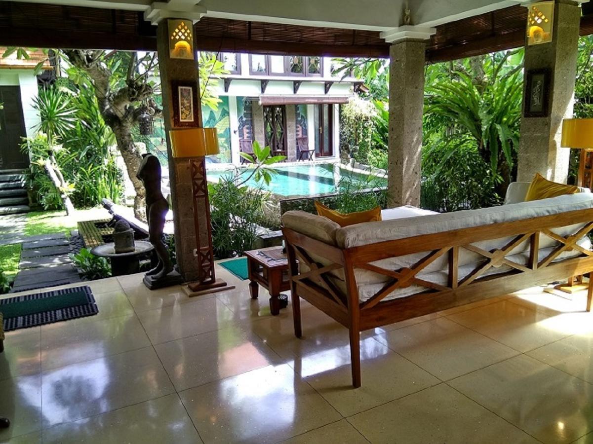 Umah Watu Villas Seminyak Exterior foto