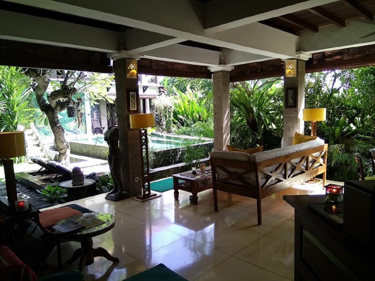 Umah Watu Villas Seminyak Exterior foto